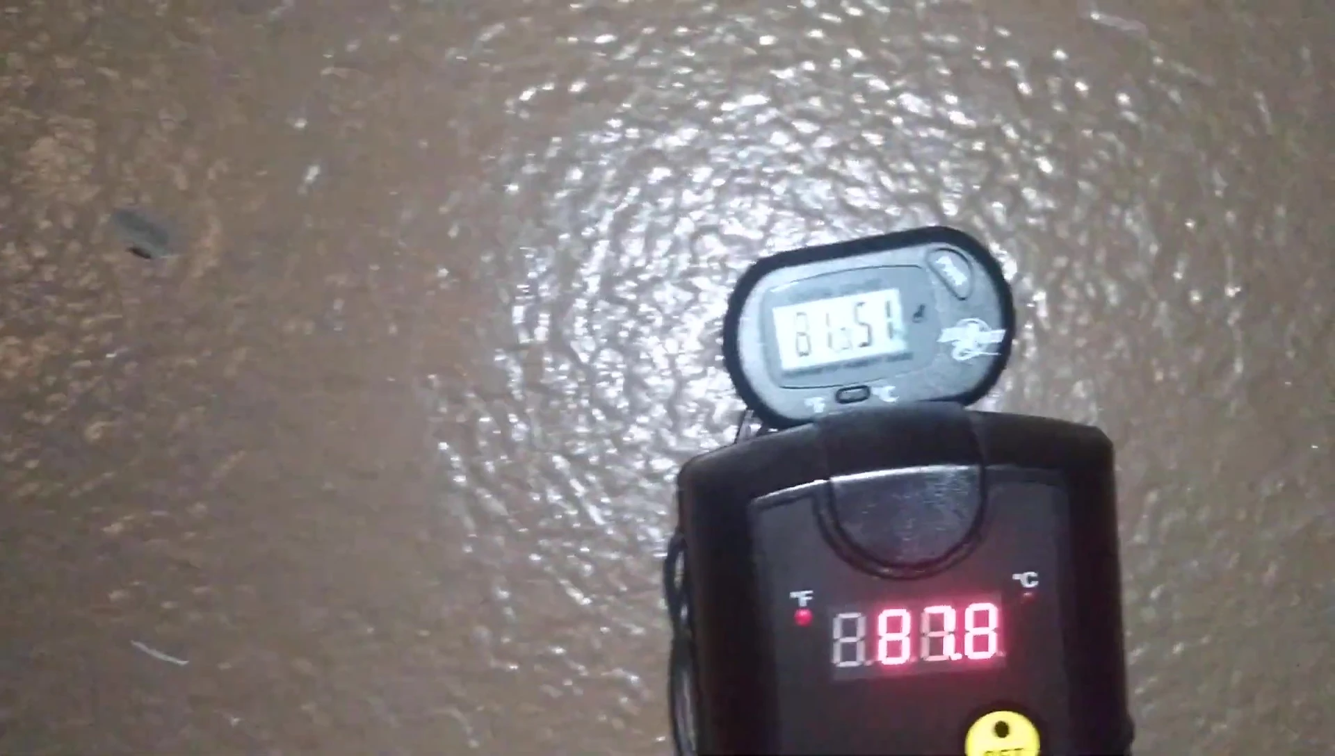 Displaying temperature and humidity readings