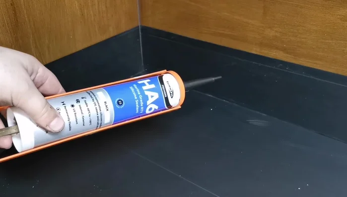 Seal all the joints with aquarium-safe silicone.