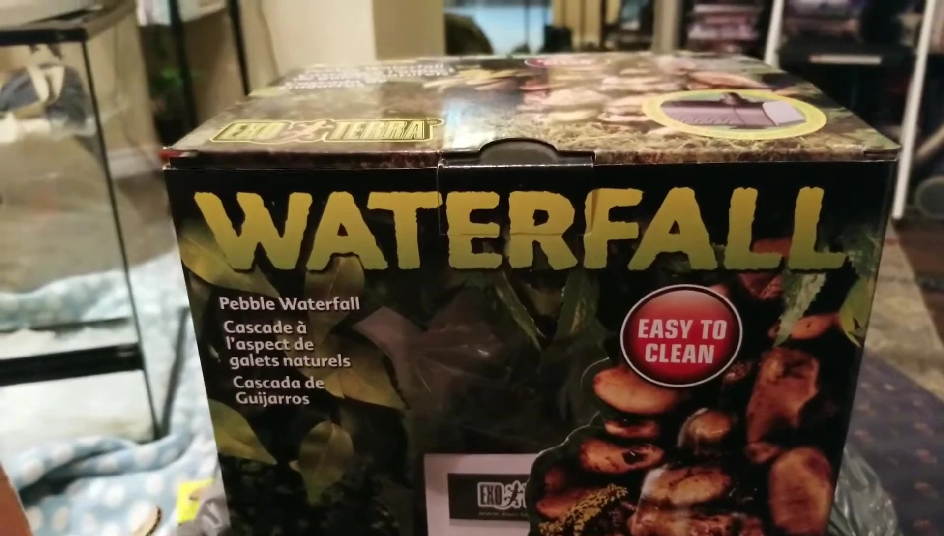 Various waterfall systems for terrariums