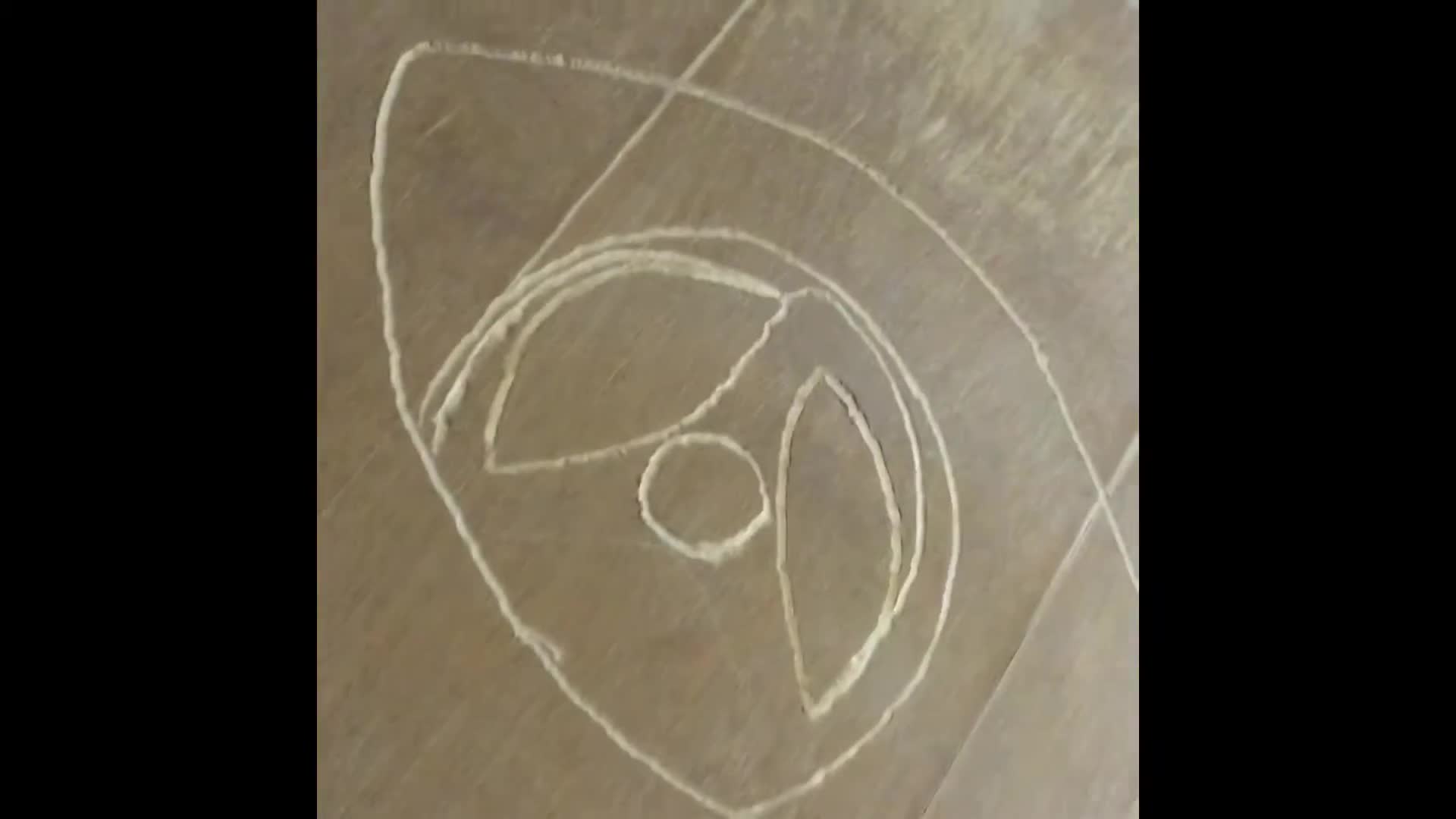 Paper design of the Mangekyo Sharingan