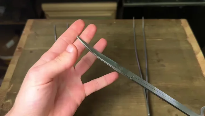 Use appropriate tools. Tweezers and small scoops greatly aid precision and ease of plant placement.