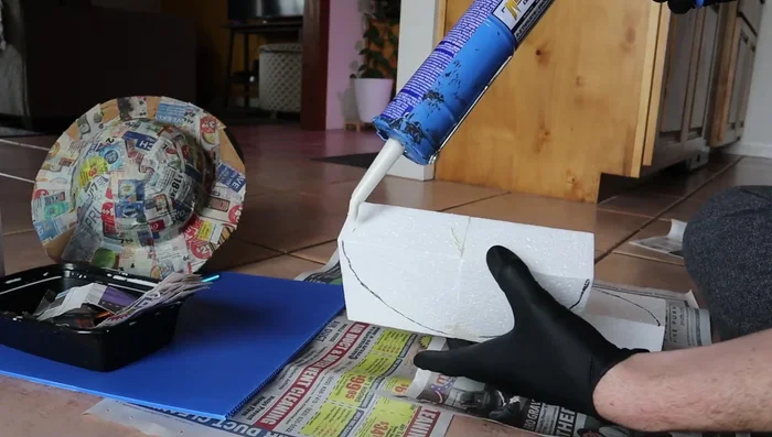 Let the papier-mâché dry completely.