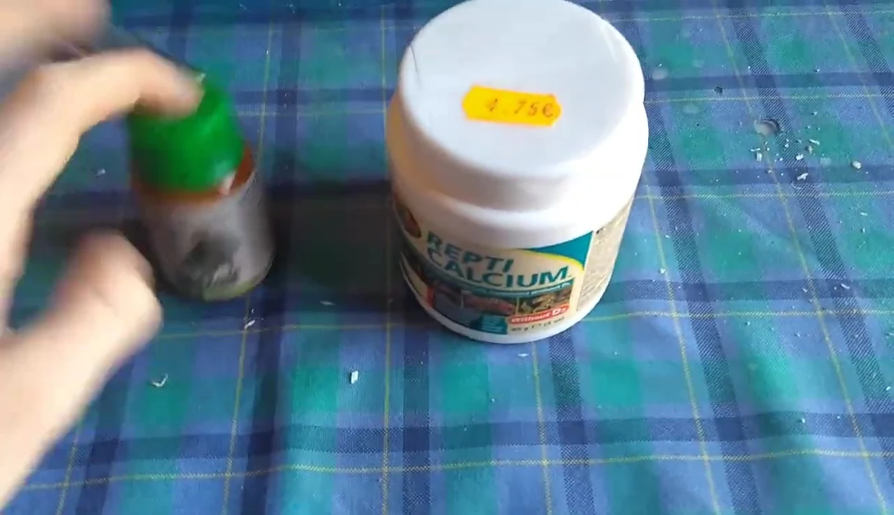 Speaker giving final advice about vitamins and calcium