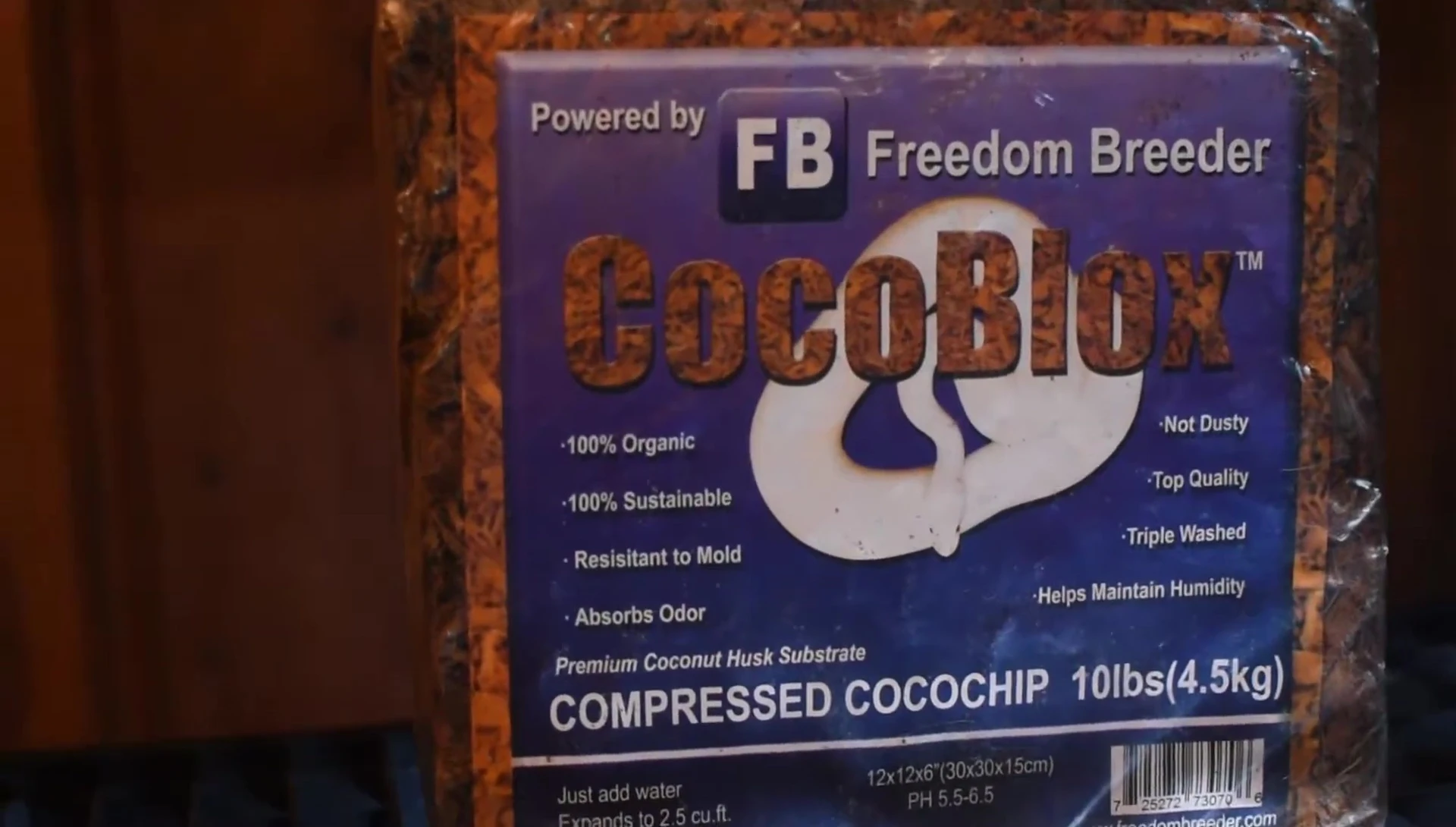 Freedom Breeder Coco Block packaging