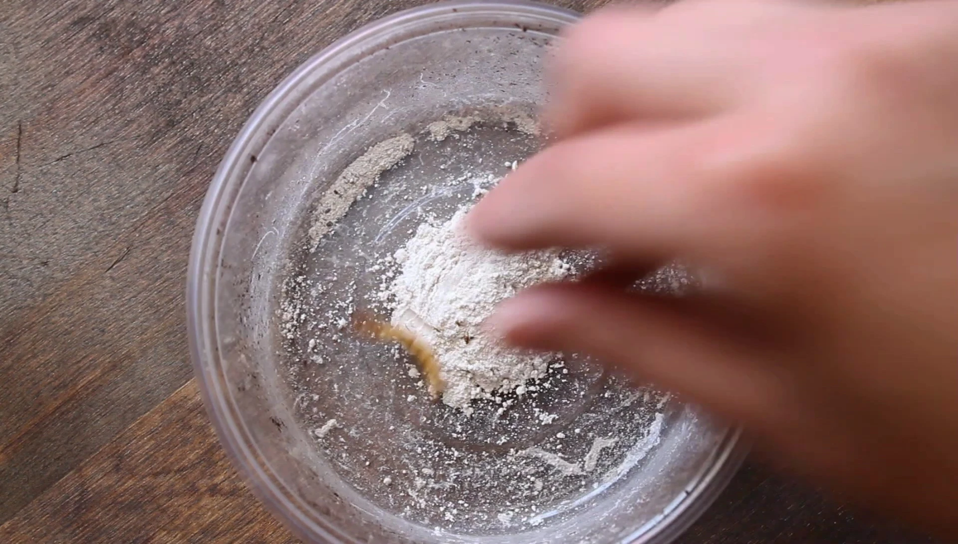 Image emphasizing the safe replacement of plain calcium.