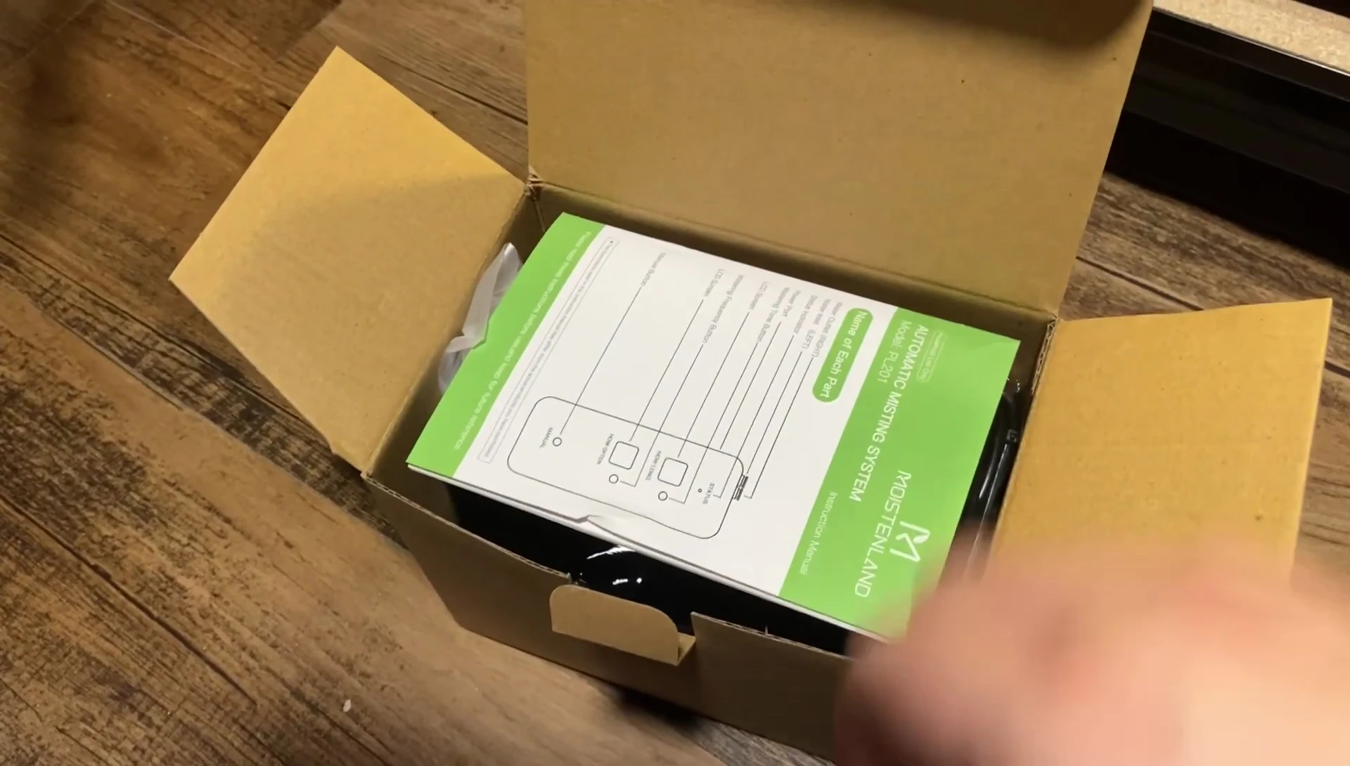 Unboxing the Moistenland system