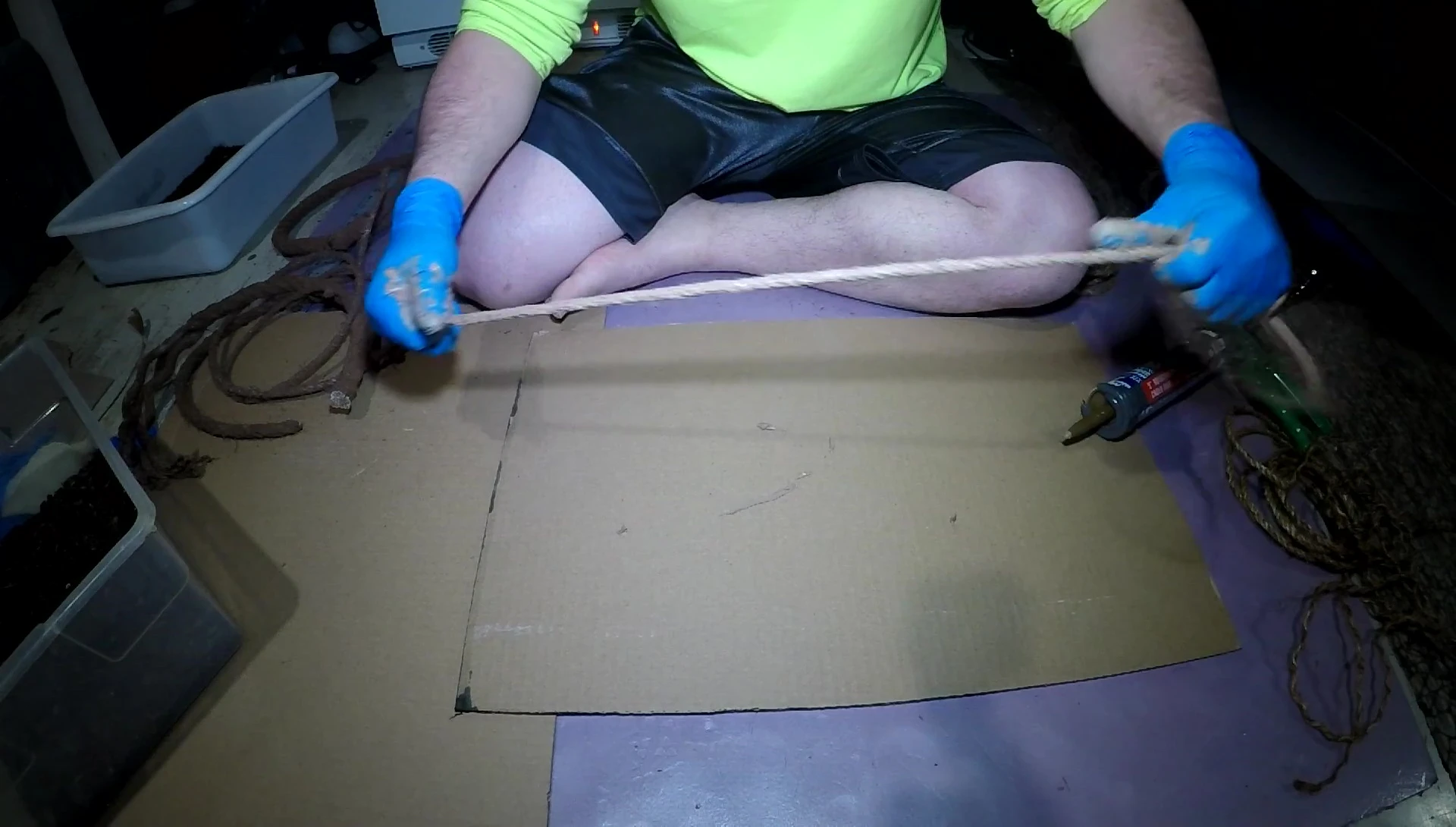 Pressing the jungle mix into the caulked rope.