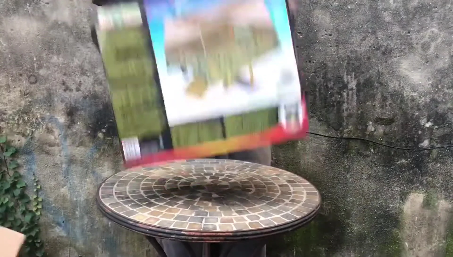 Overview of the assembled Turtle Topper on the tank