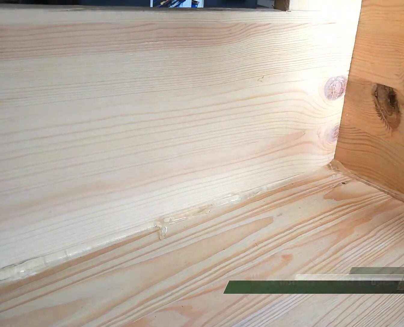 Applying wood sealant