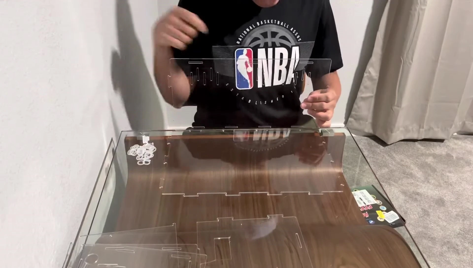 Clipping the side panels